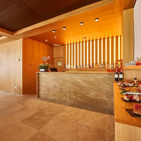 Apart-hotel Prinsotel La Dorada &